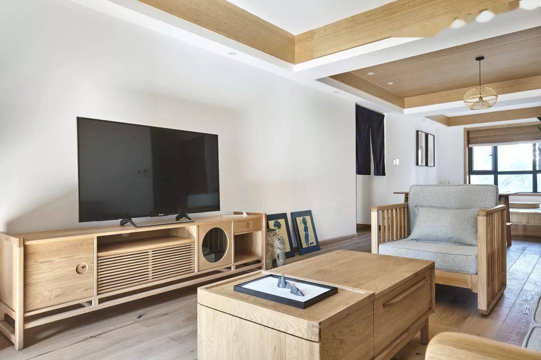 fa465150046648a480499b3d597e767a.jpg fa465150046648a480499b3d597e767a.jpg